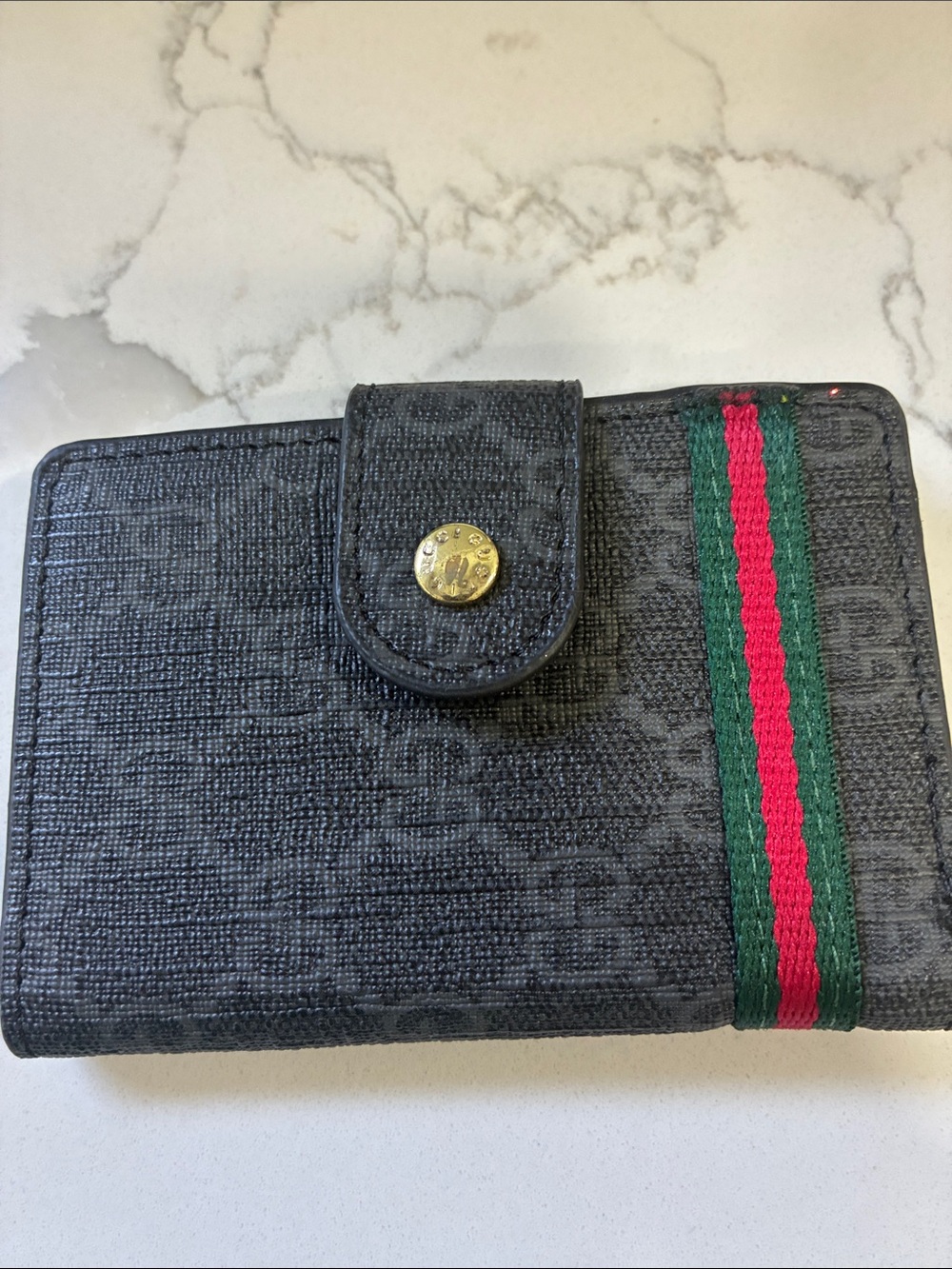 Gucci Black Signature Canvas Card Holder with Green-Red Web Stripe - Picture 2 of 4